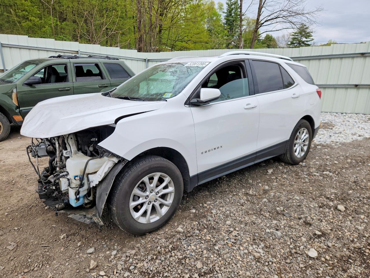 Salvage Chevrolet Equinox Image