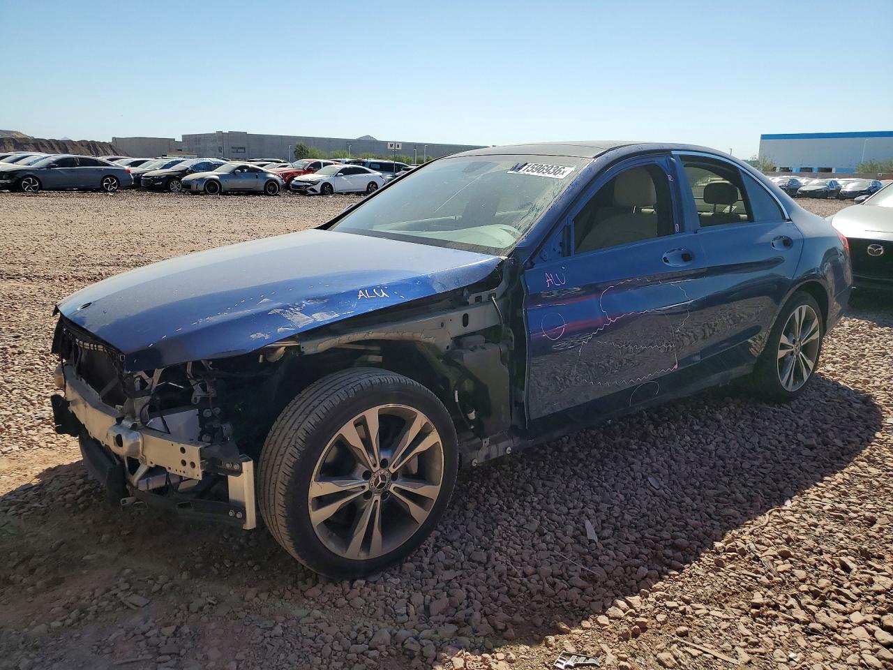 Salvage Mercedes-Benz C-Class Image