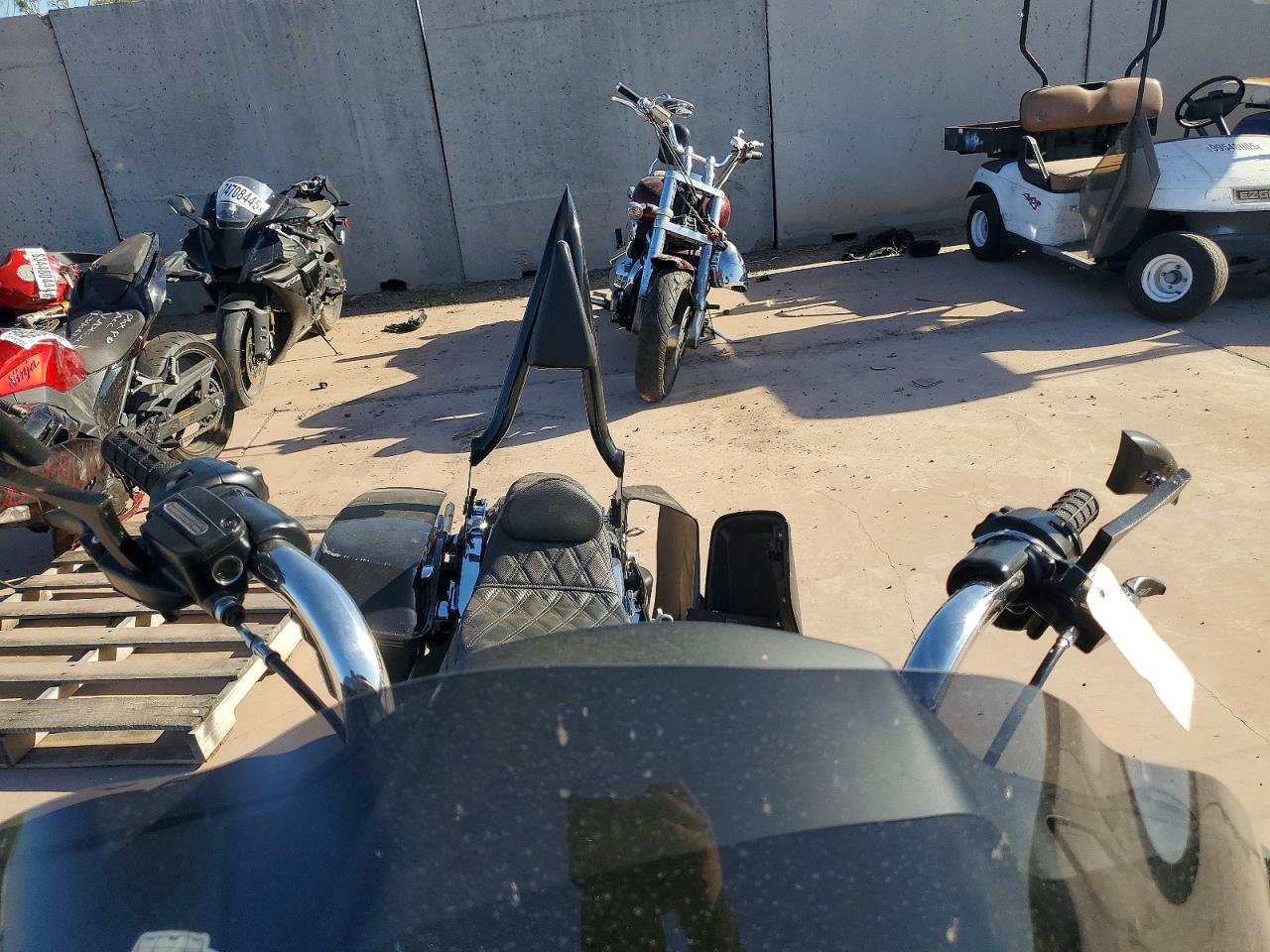 Harley-Davidson Fl