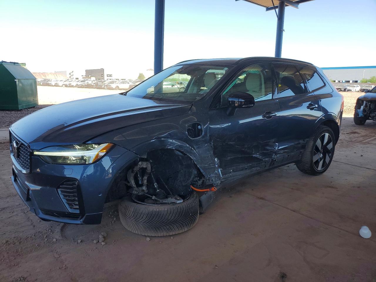 Salvage Volvo XC60 Image