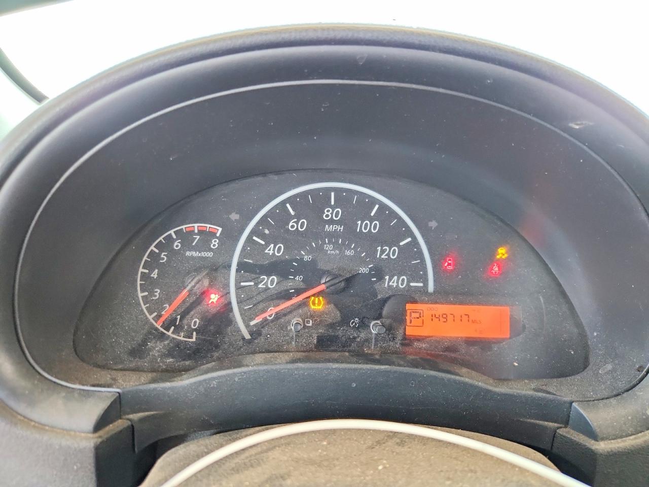 Nissan Versa 1.6 S Plus