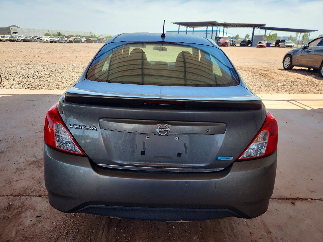 Nissan Versa 1.6 S Plus