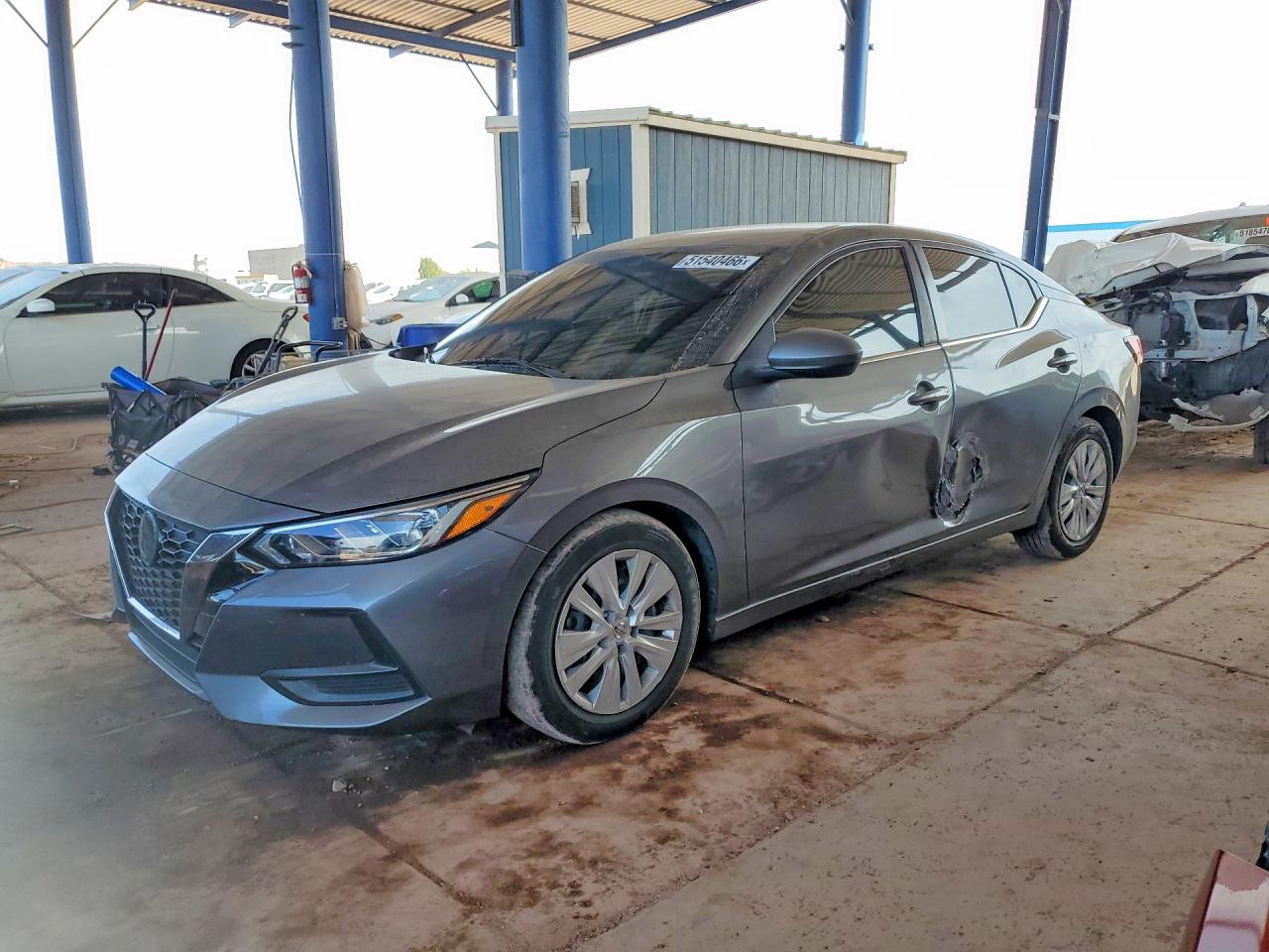 Salvage Nissan Sentra Image