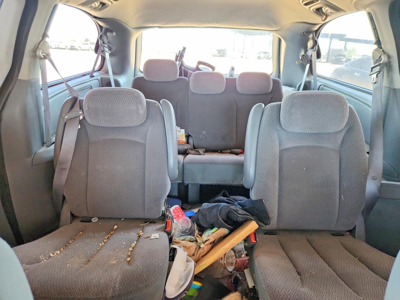Dodge Caravan Sxt