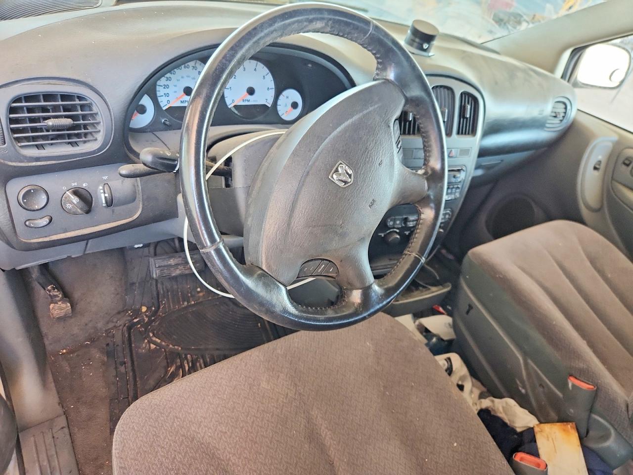 Dodge Caravan Sxt
