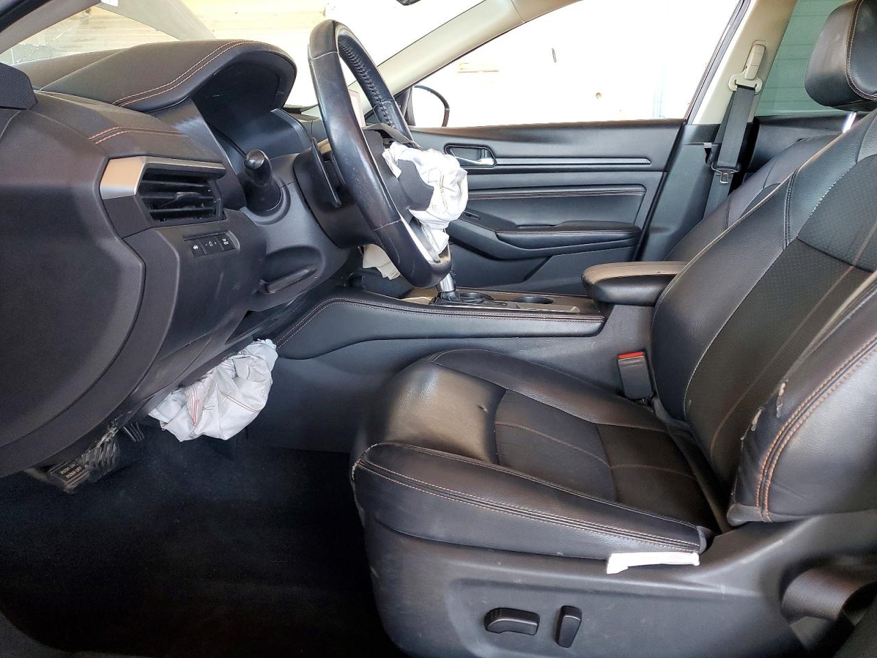 Nissan Altima Sr