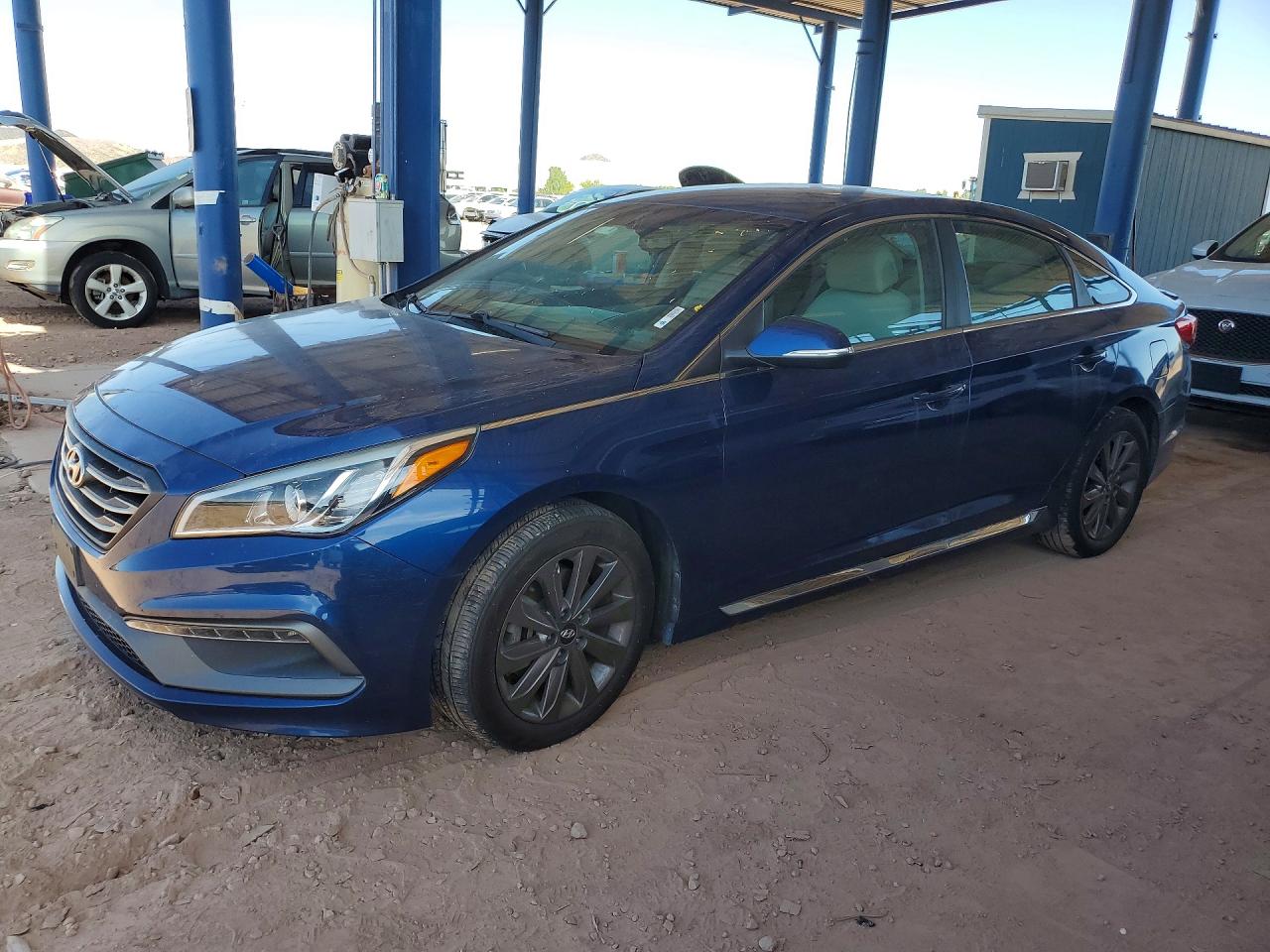 Salvage Hyundai SONATA Image