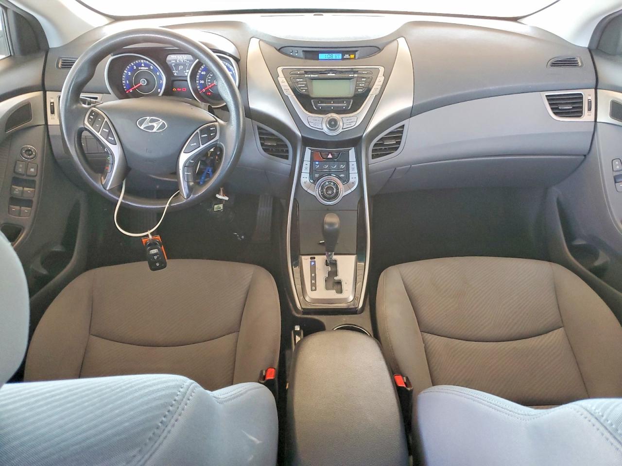 Hyundai ELANTRA Gls
