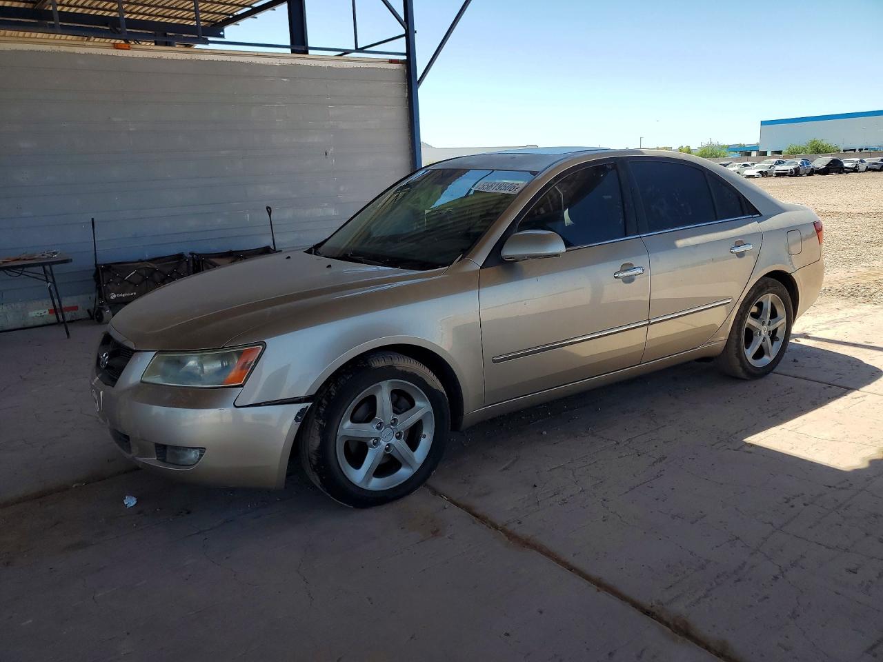 Salvage Hyundai SONATA Image