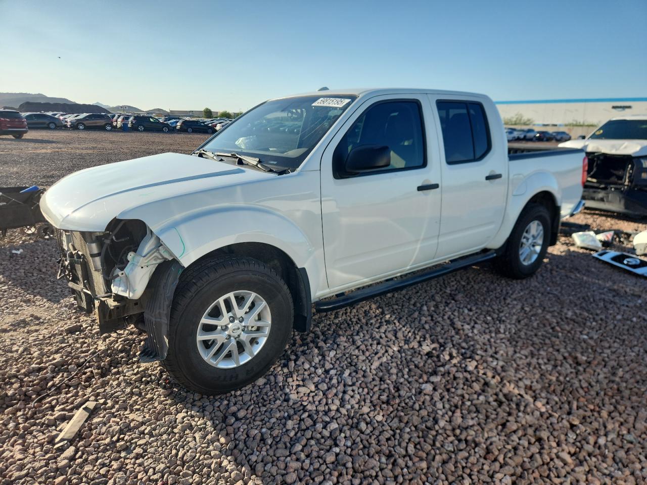 Salvage Nissan Frontier Image