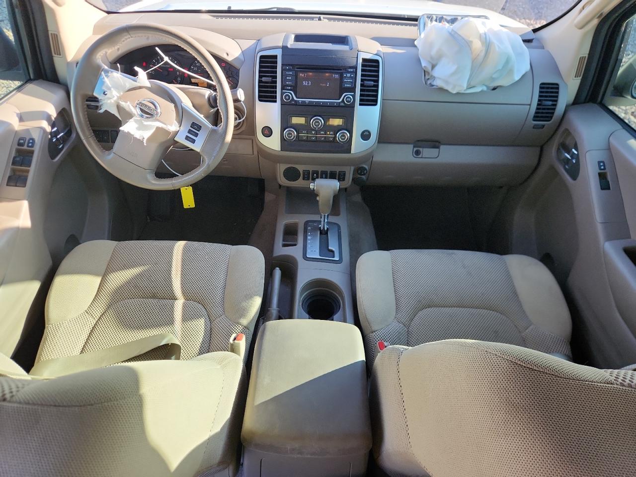 Nissan Frontier S