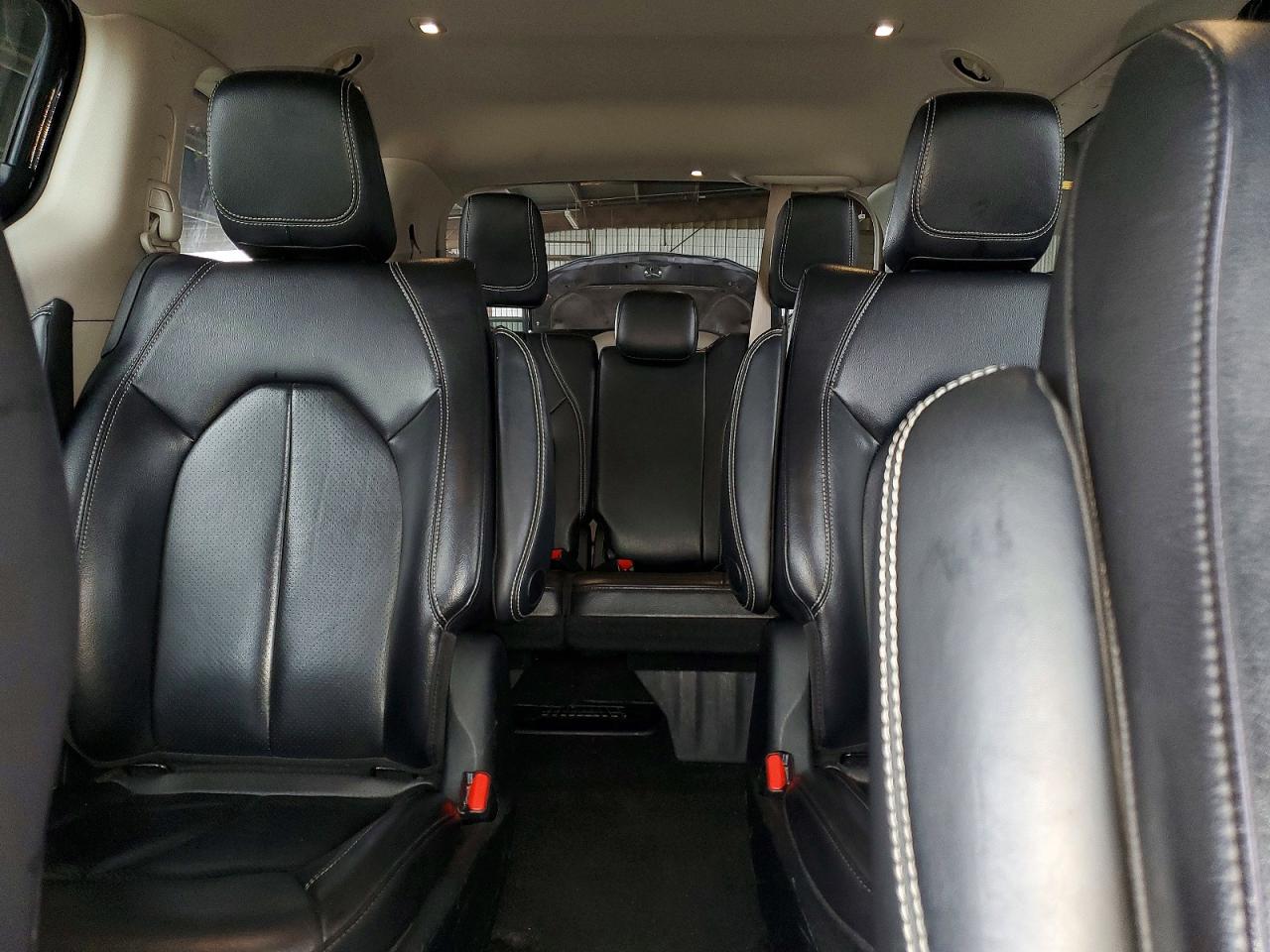Chrysler Pacifica Hybrid Touring L