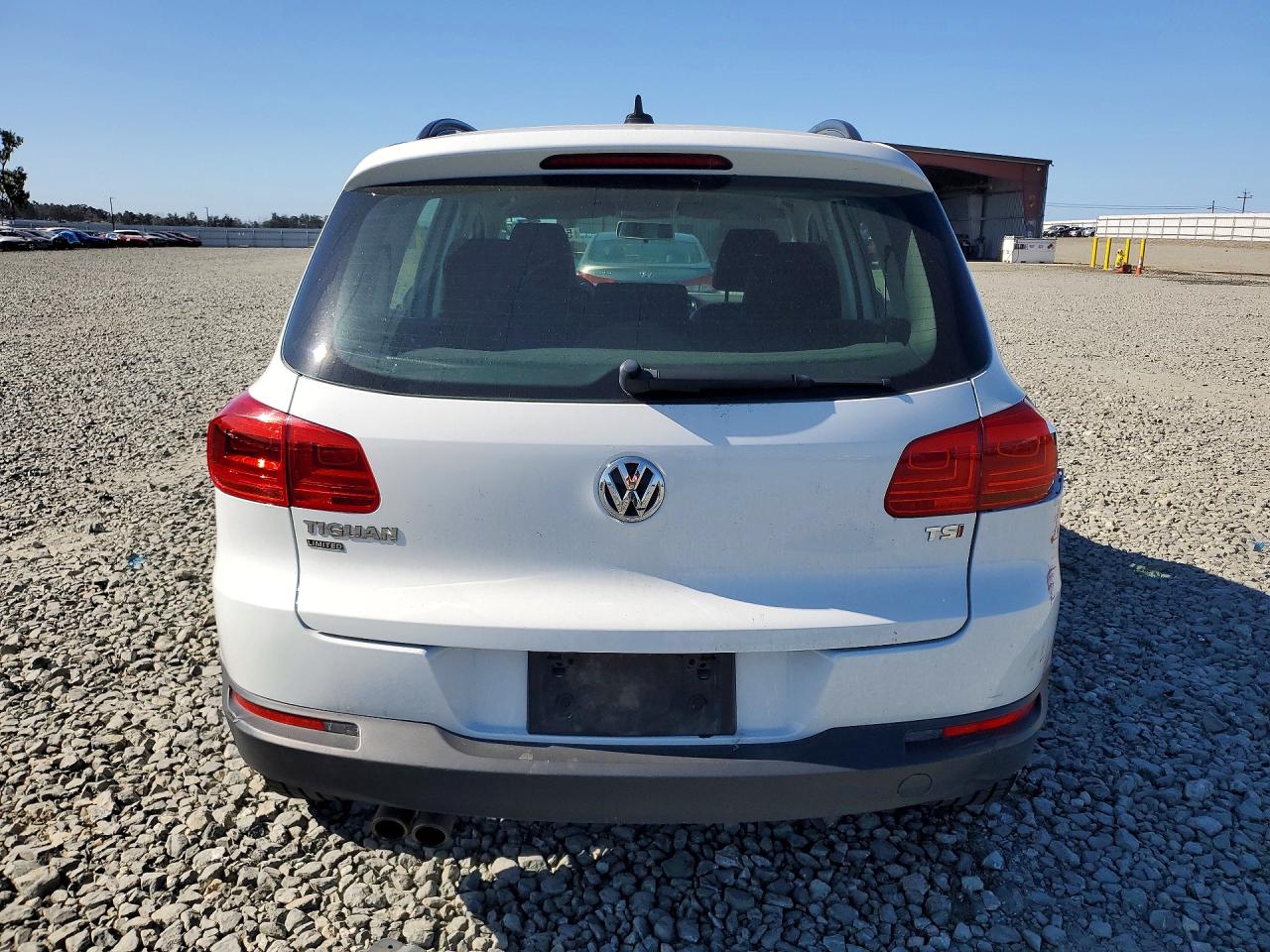 Volkswagen Tiguan S