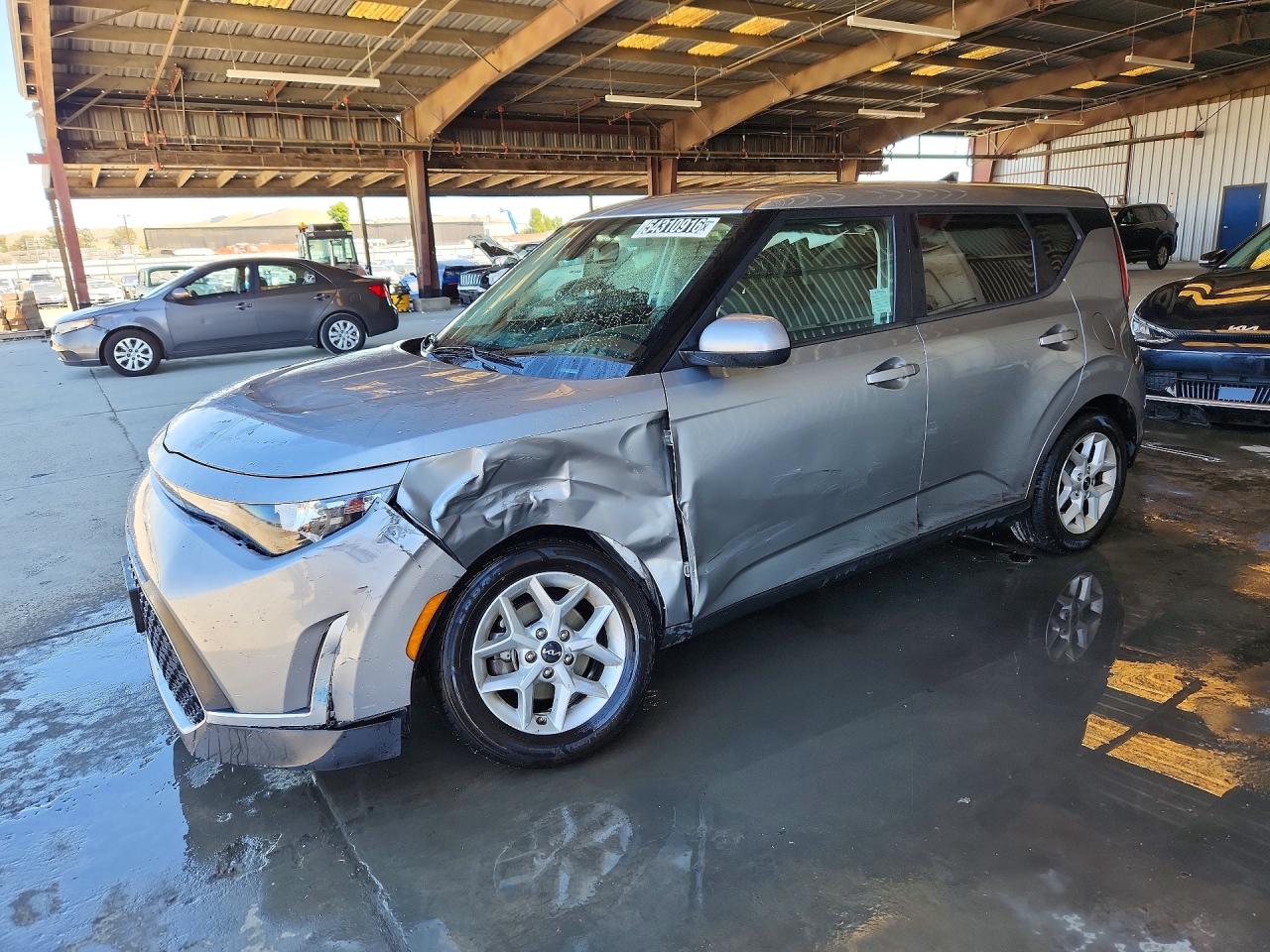 Salvage Kia Soul Image