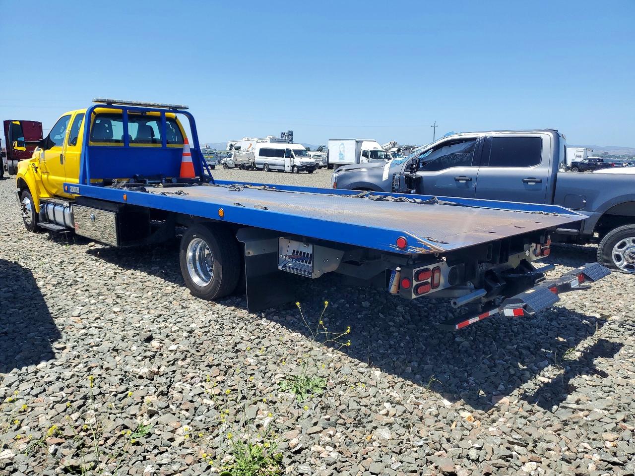 Ford F-650 Super Duty