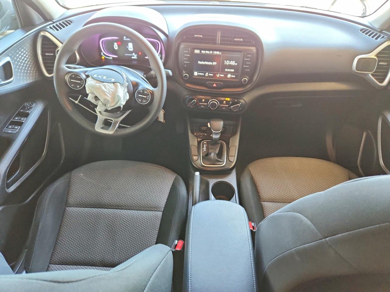 Kia Soul Lx