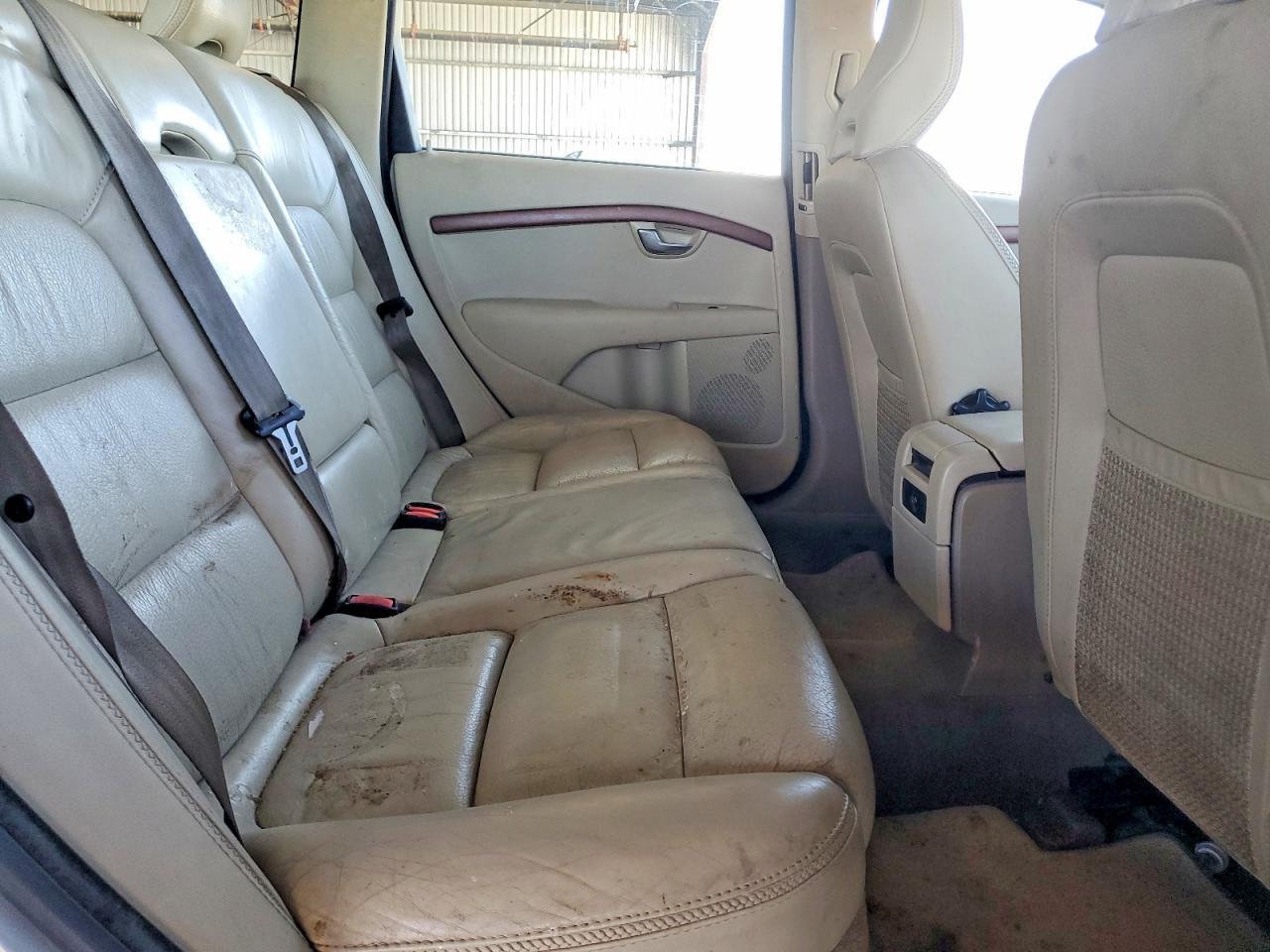 Volvo XC70 3.2
