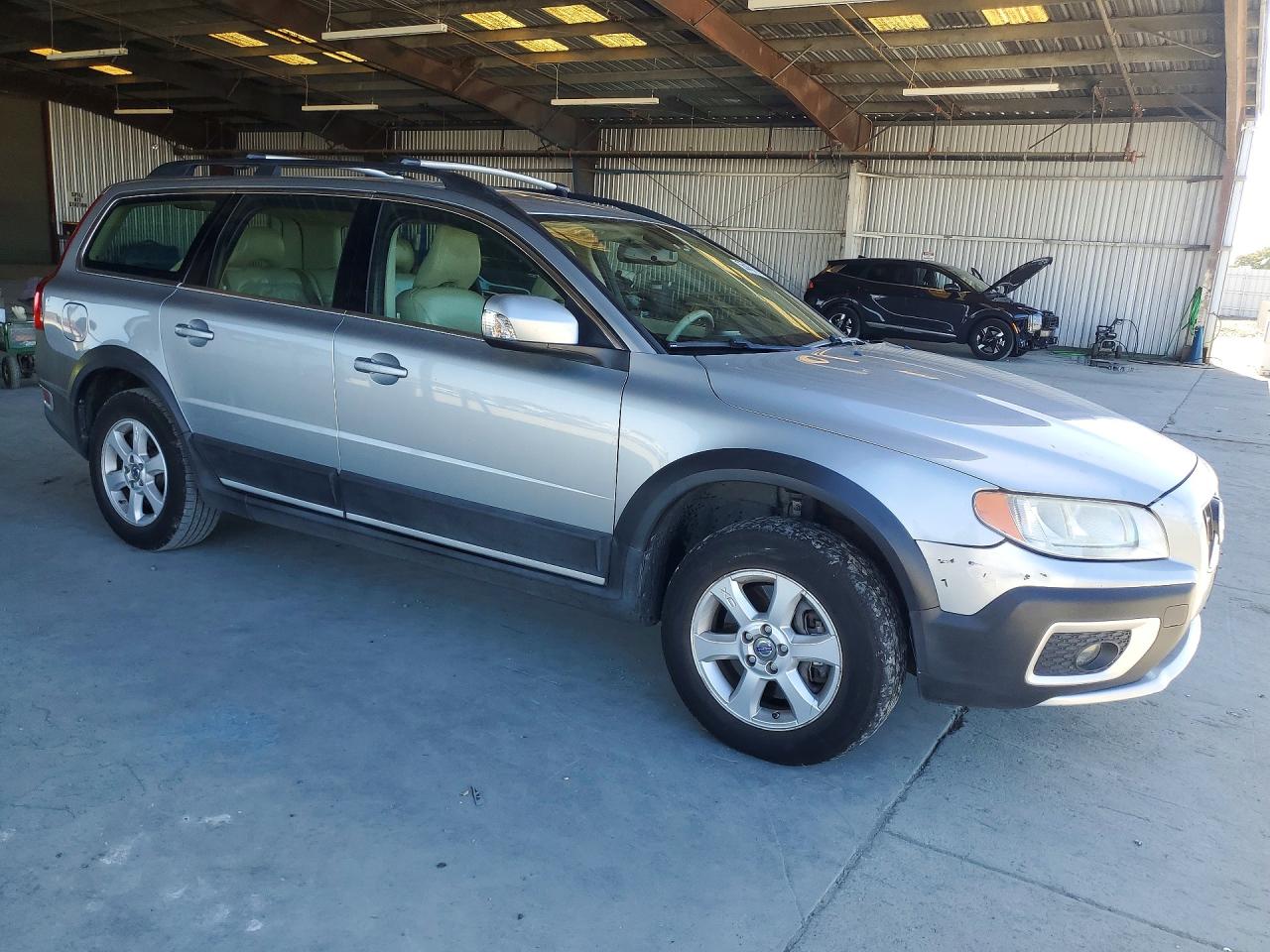 Volvo XC70 3.2