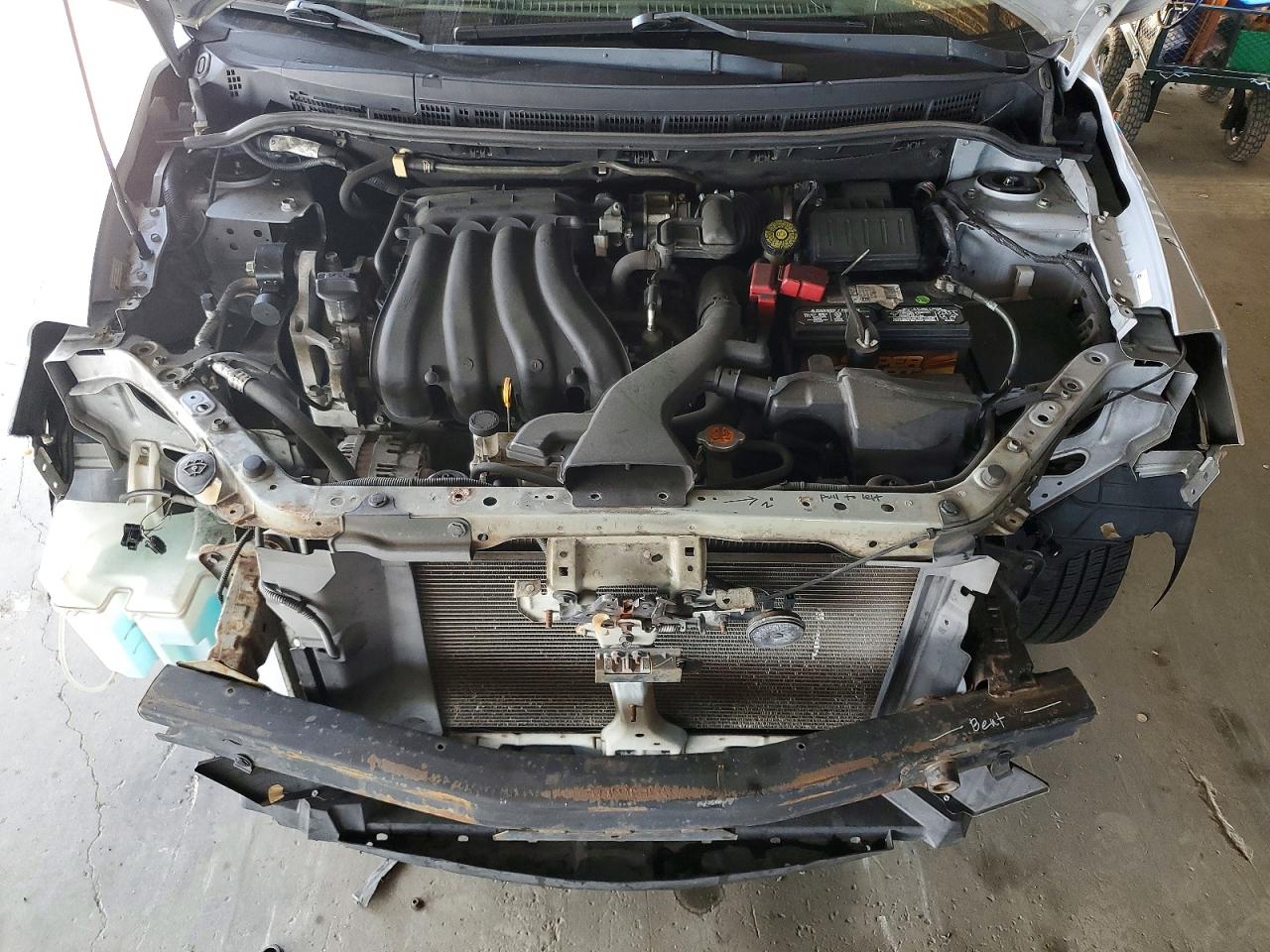 Nissan Versa 1.8 S