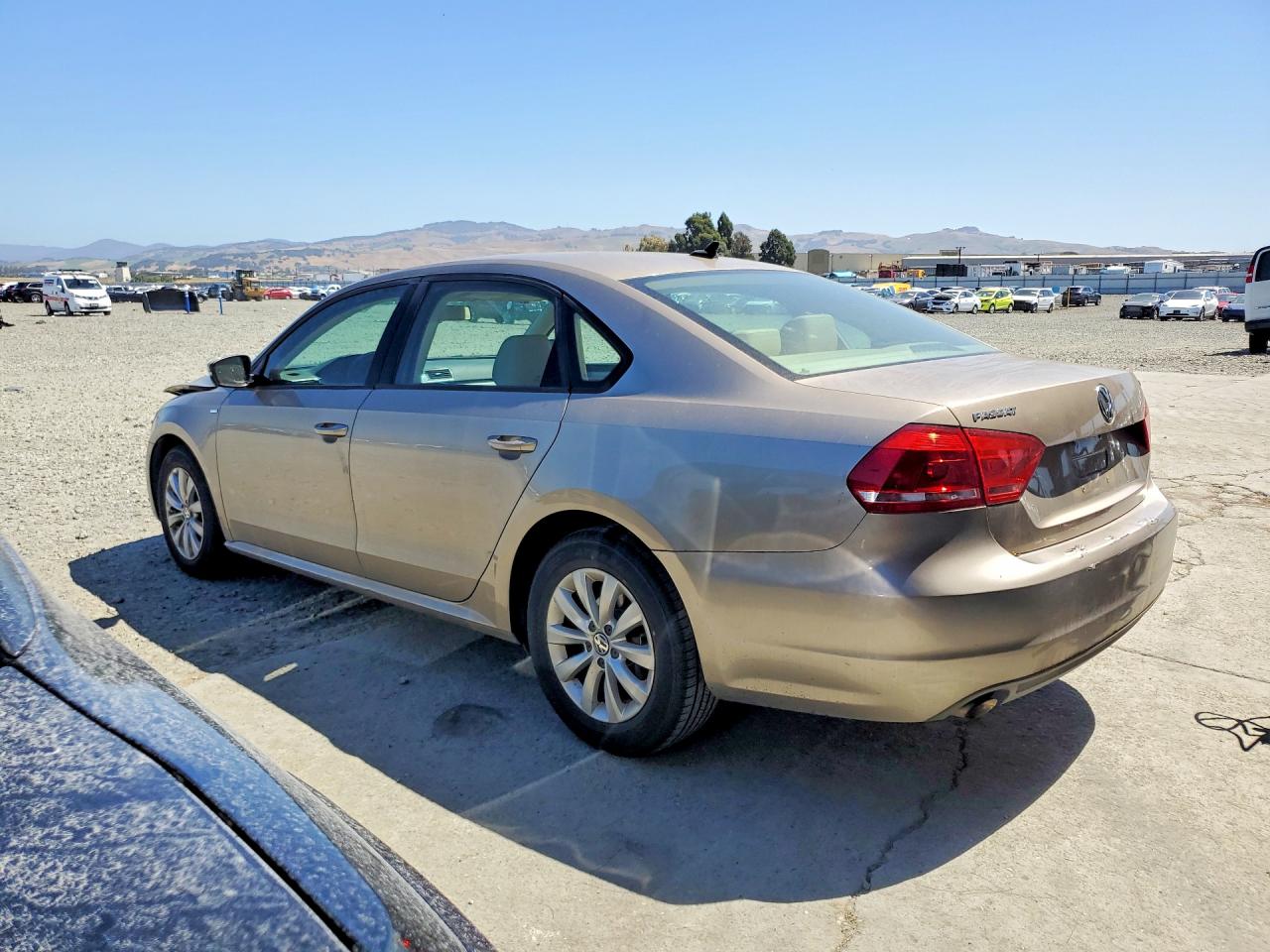 Volkswagen Passat S