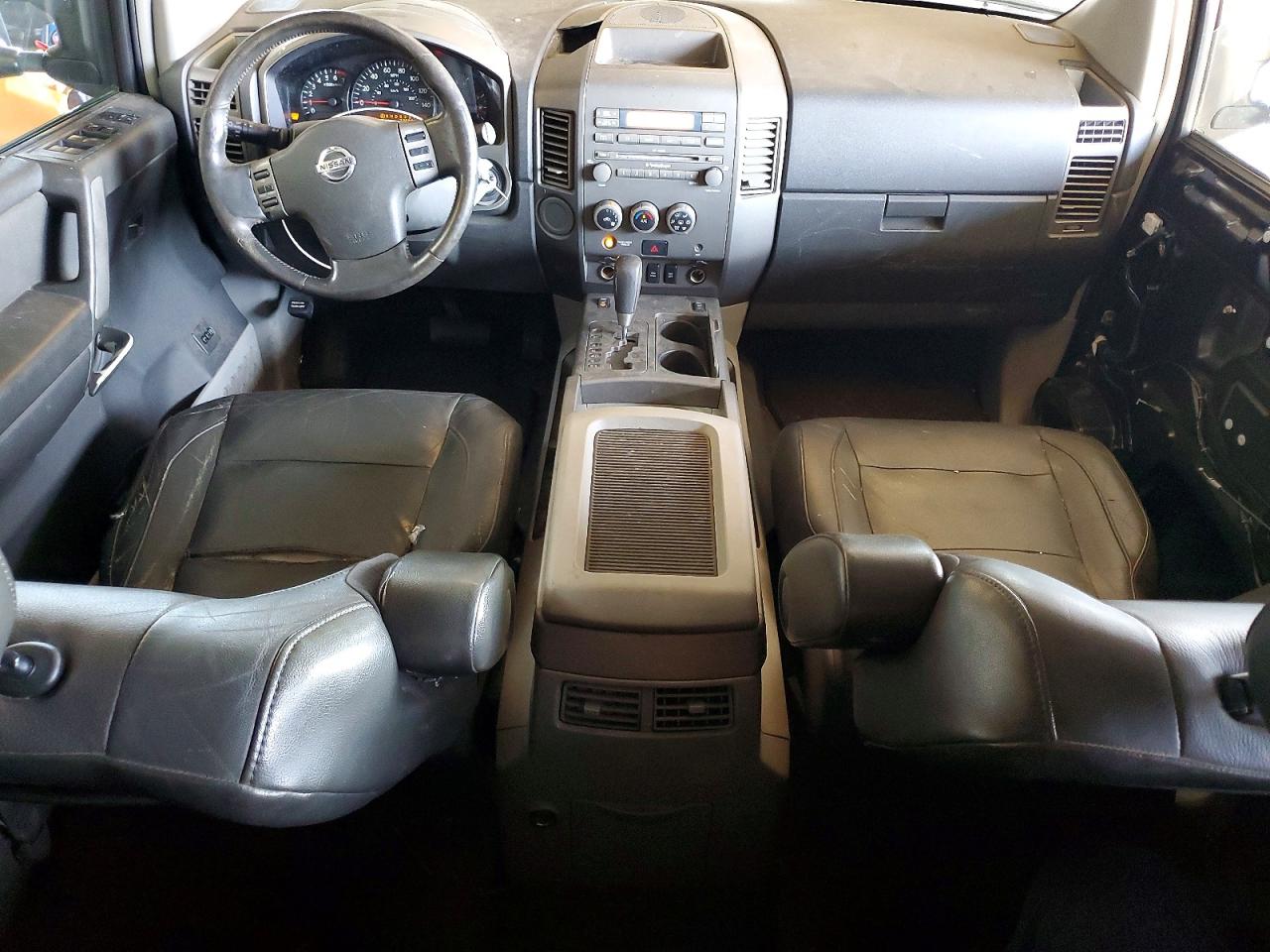 Nissan Titan Xe