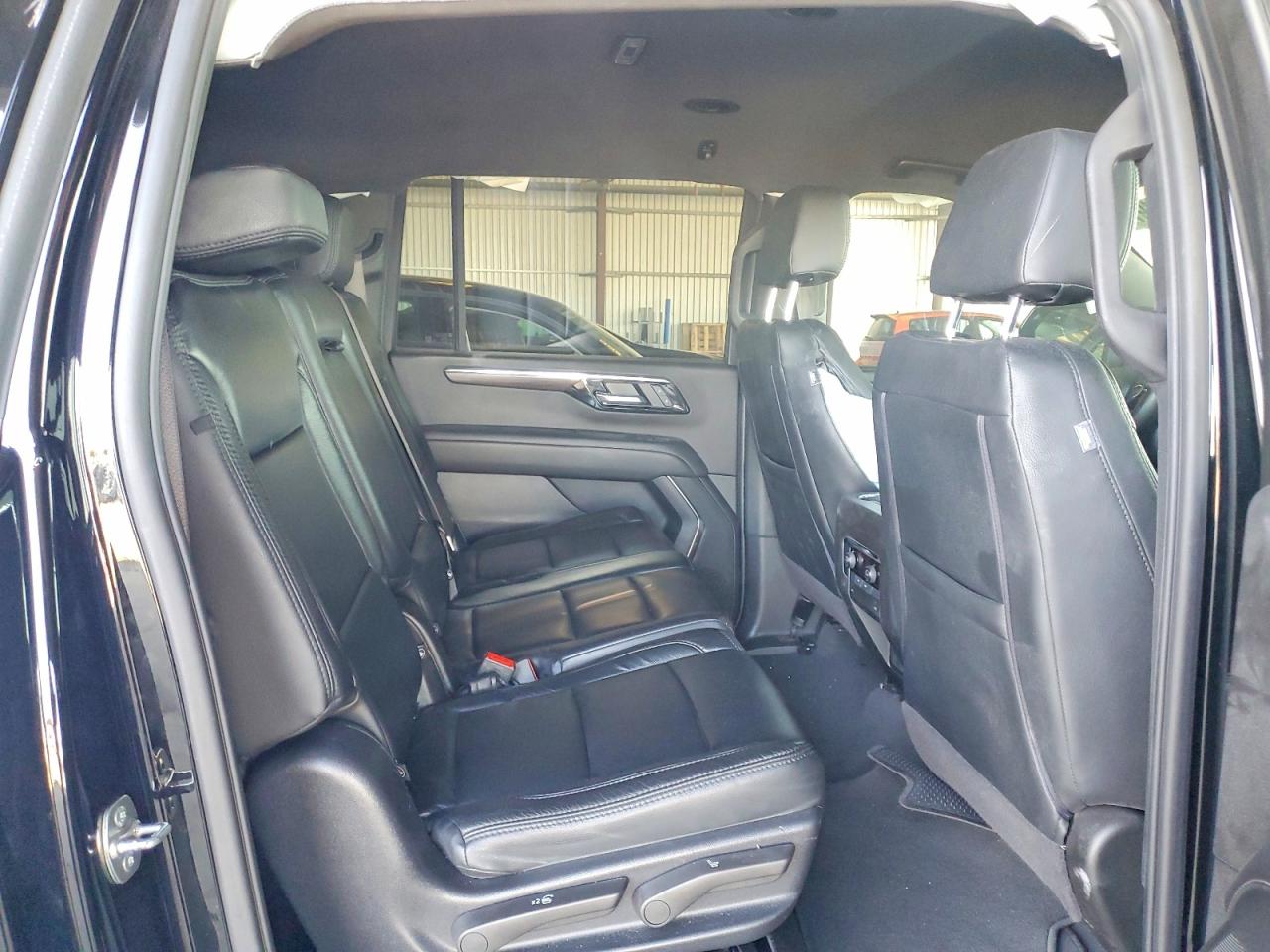 Chevrolet Suburban C1500 Ls