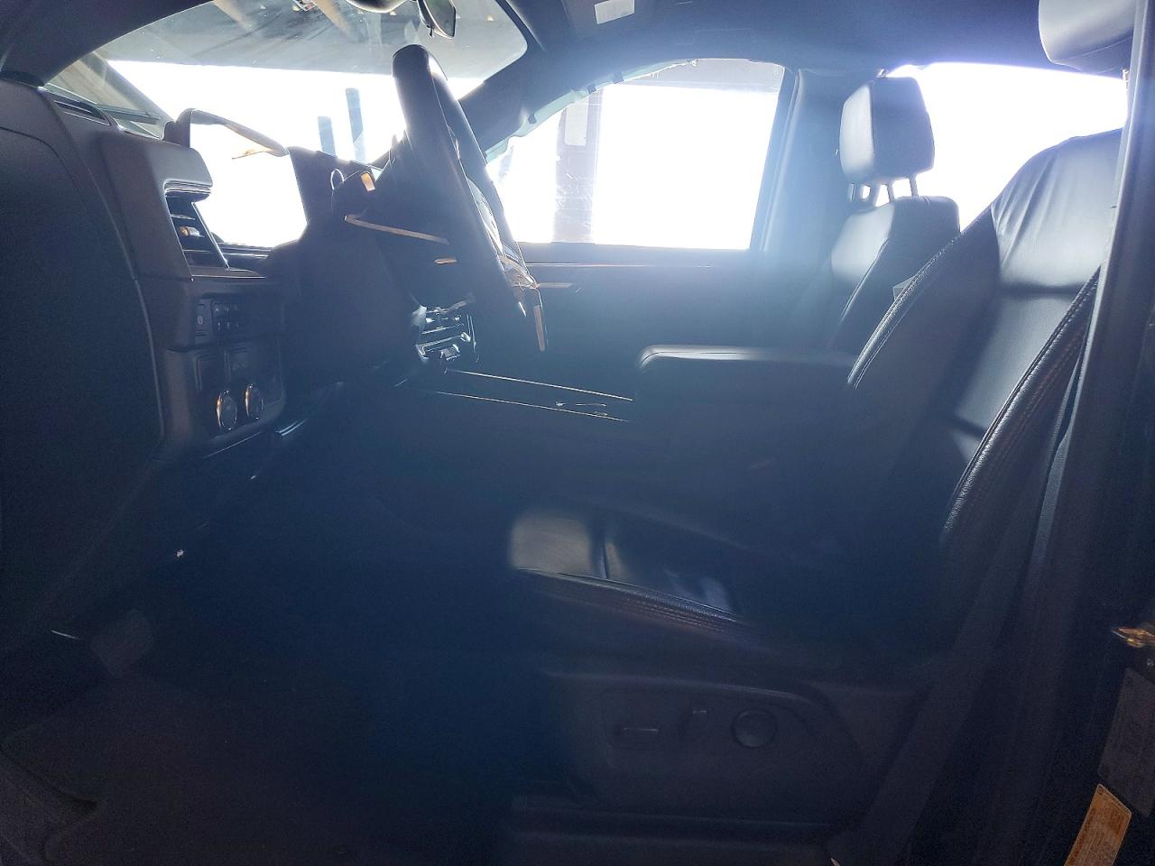 Chevrolet Suburban C1500 Ls