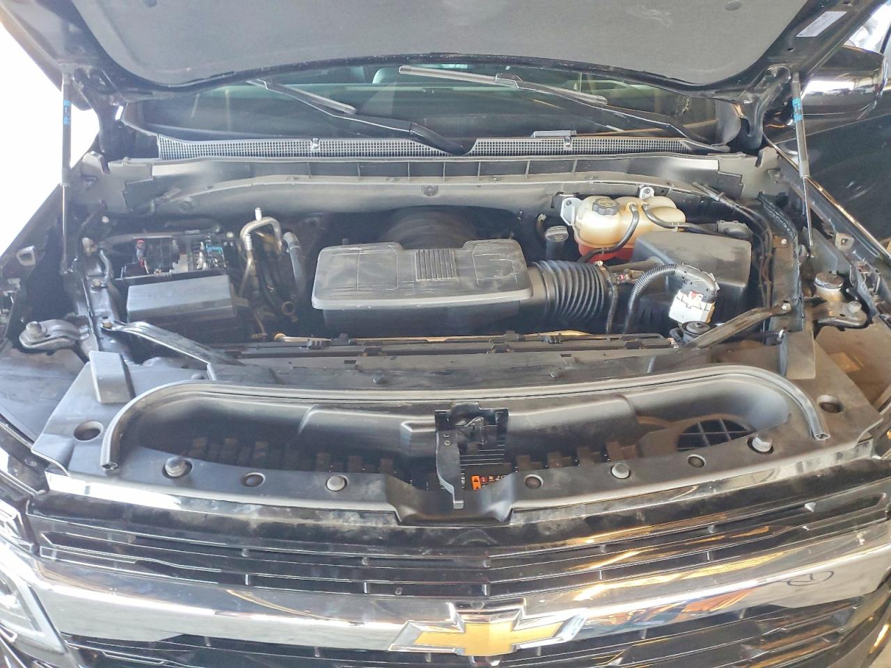 Chevrolet Suburban C1500 Ls