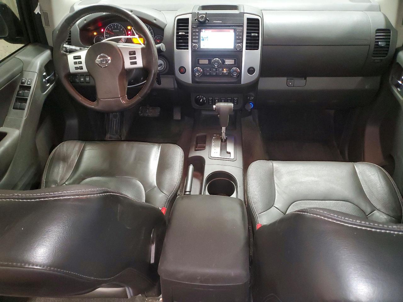 Nissan Frontier Sv