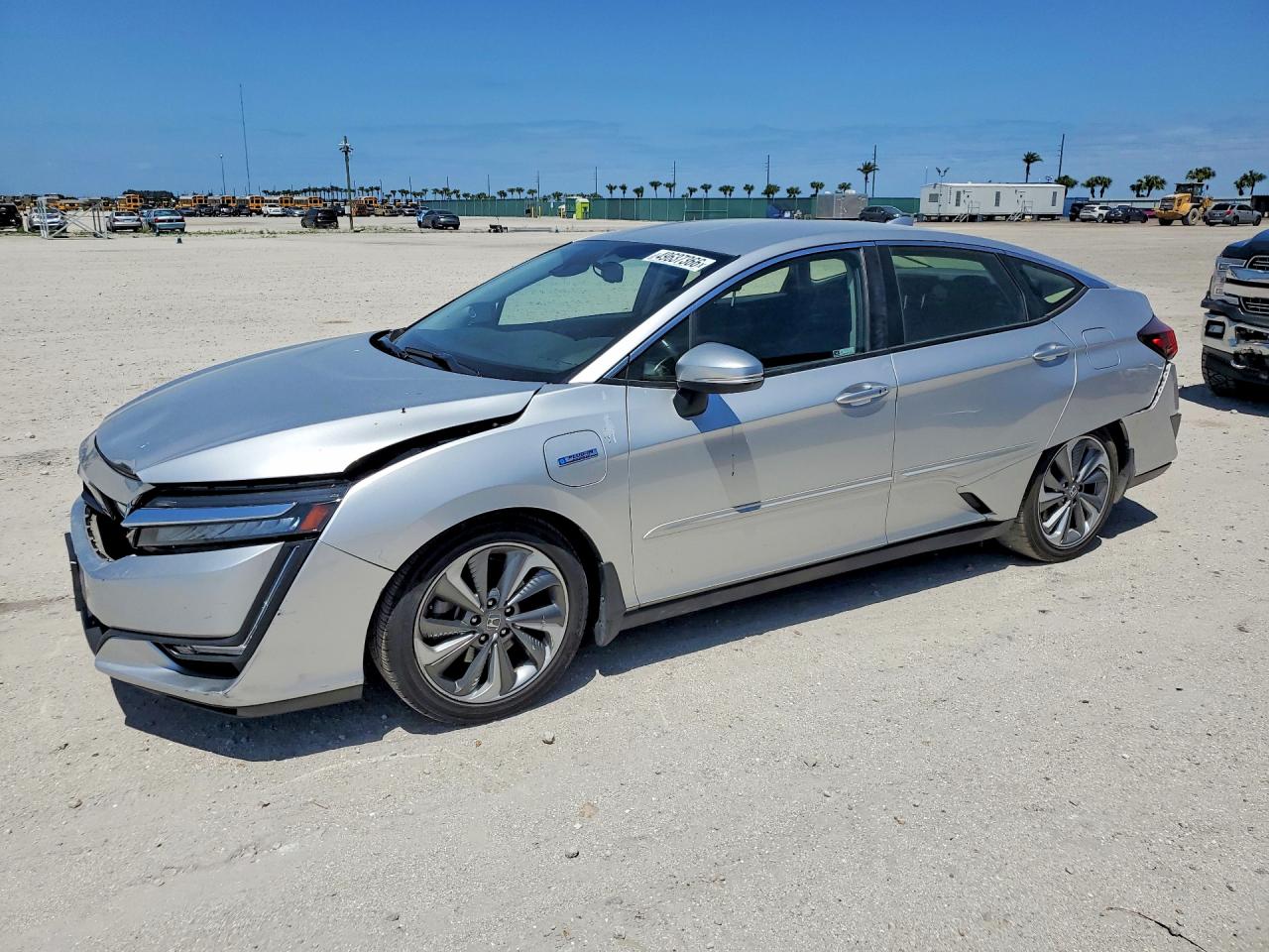 Salvage Honda Clarity Image