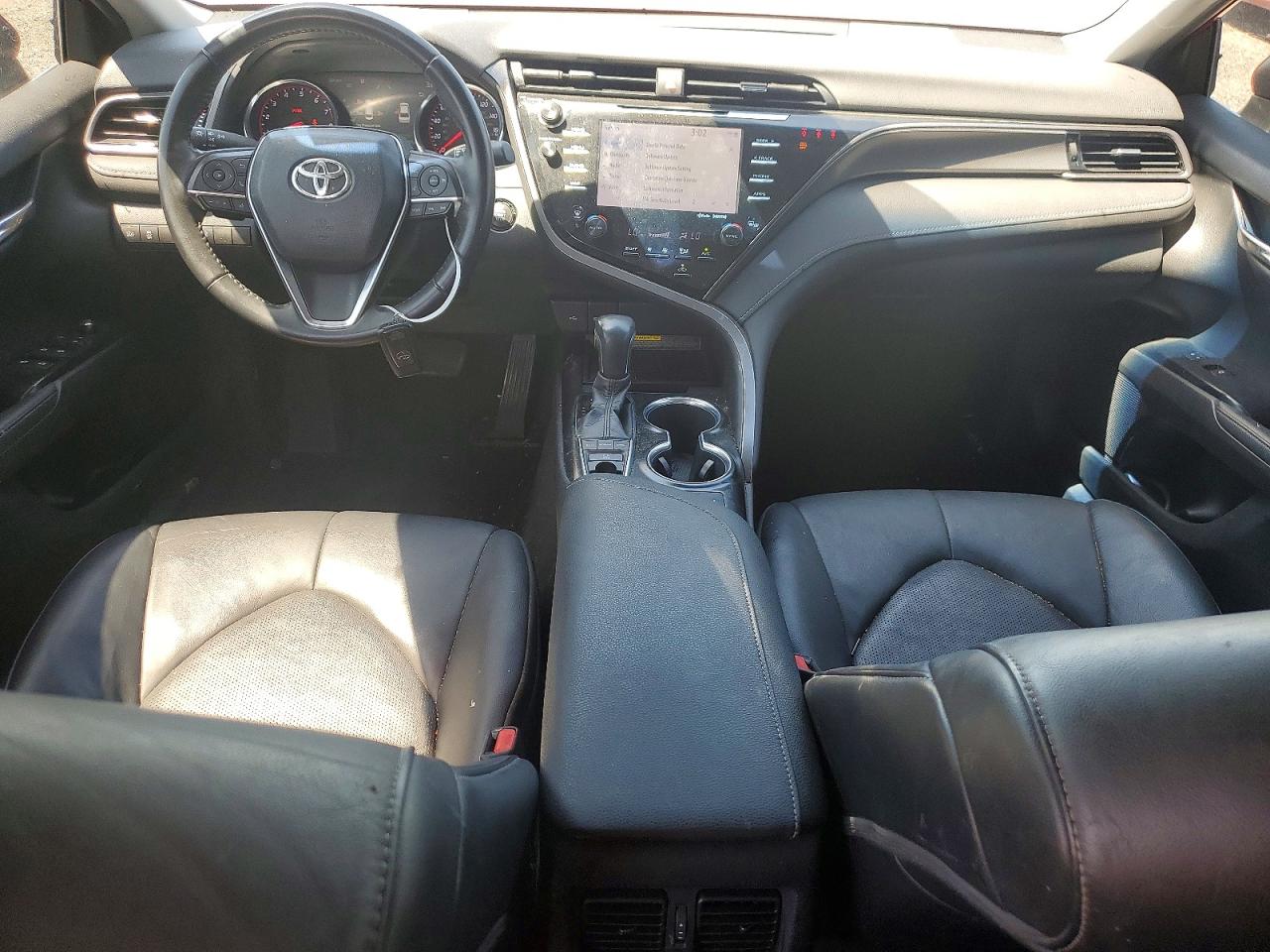 Toyota Camry Xse