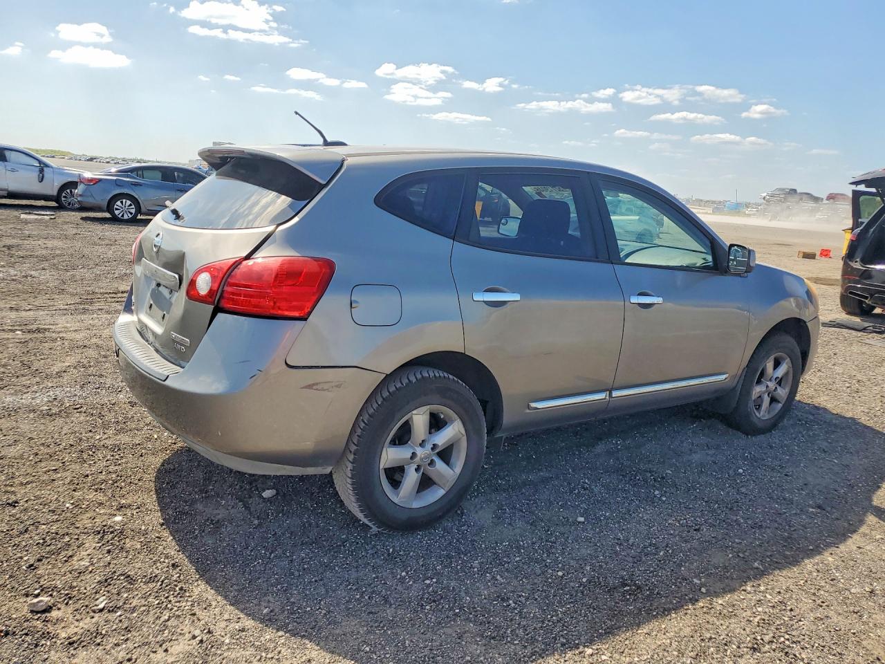 Nissan Rogue S