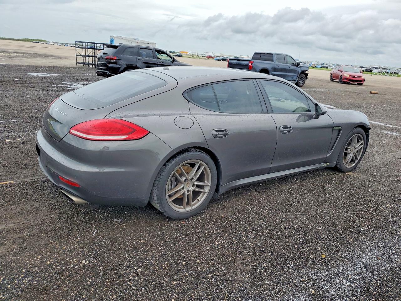 Porsche Panamera 2