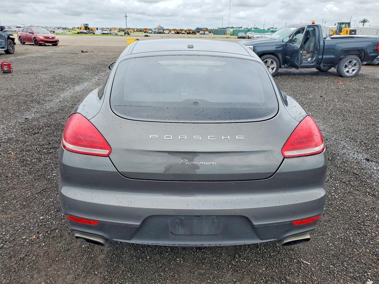 Porsche Panamera 2