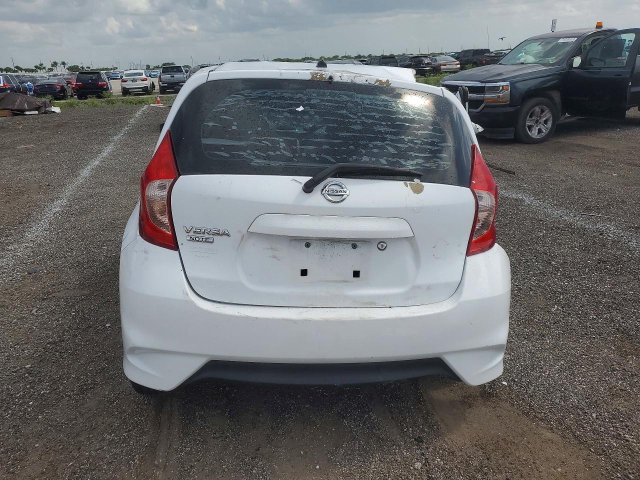 Nissan Versa S Plus
