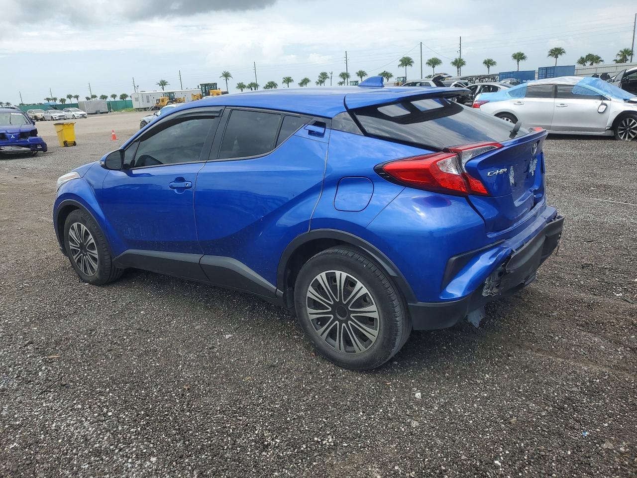 Toyota C-hr Le Le