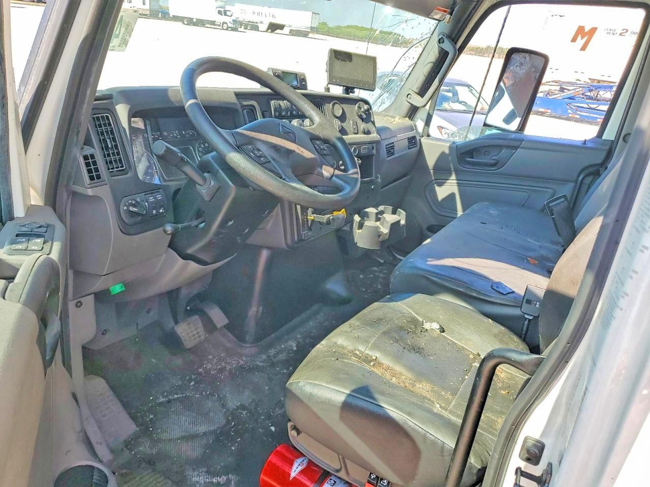 International Mv607