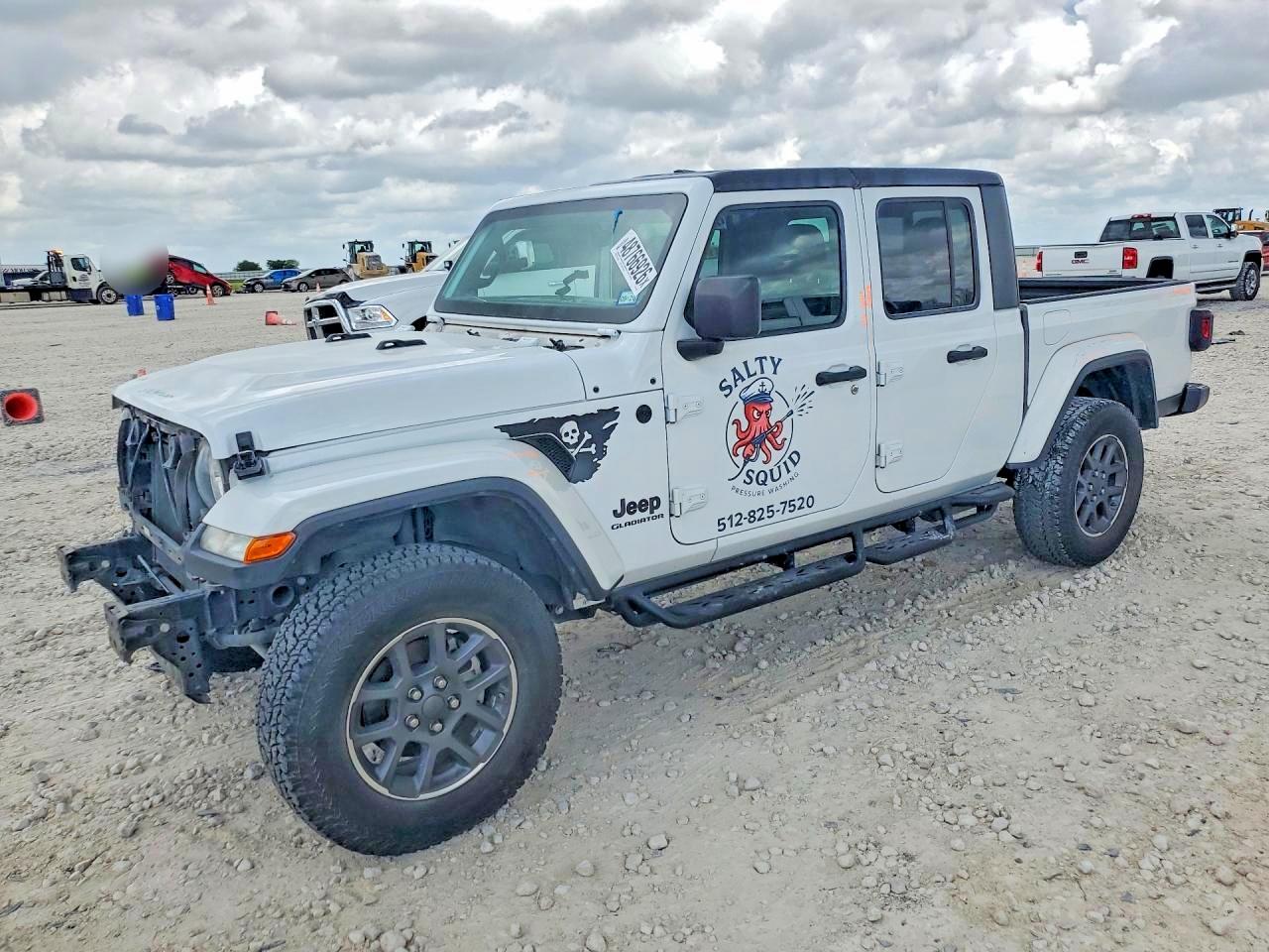 Salvage Jeep Gladiator Image