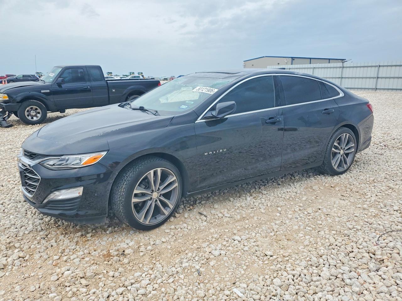 Salvage Chevrolet Malibu Image