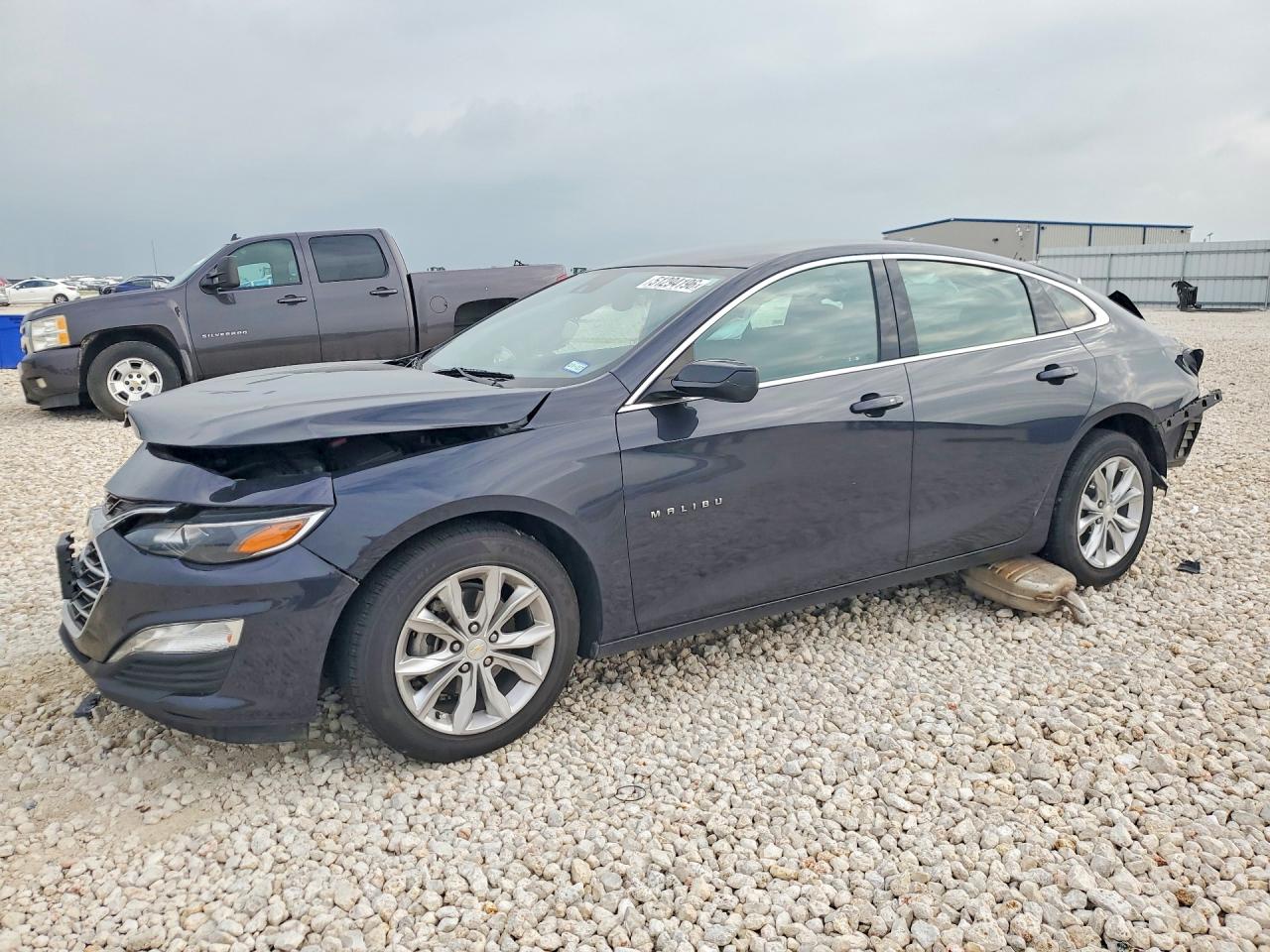 Salvage Chevrolet Malibu Image