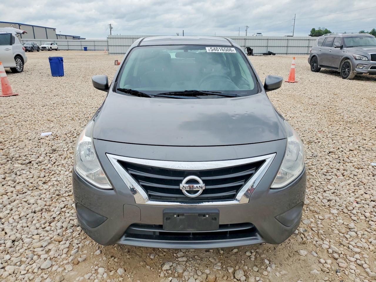 Nissan Versa 1.6 Sv
