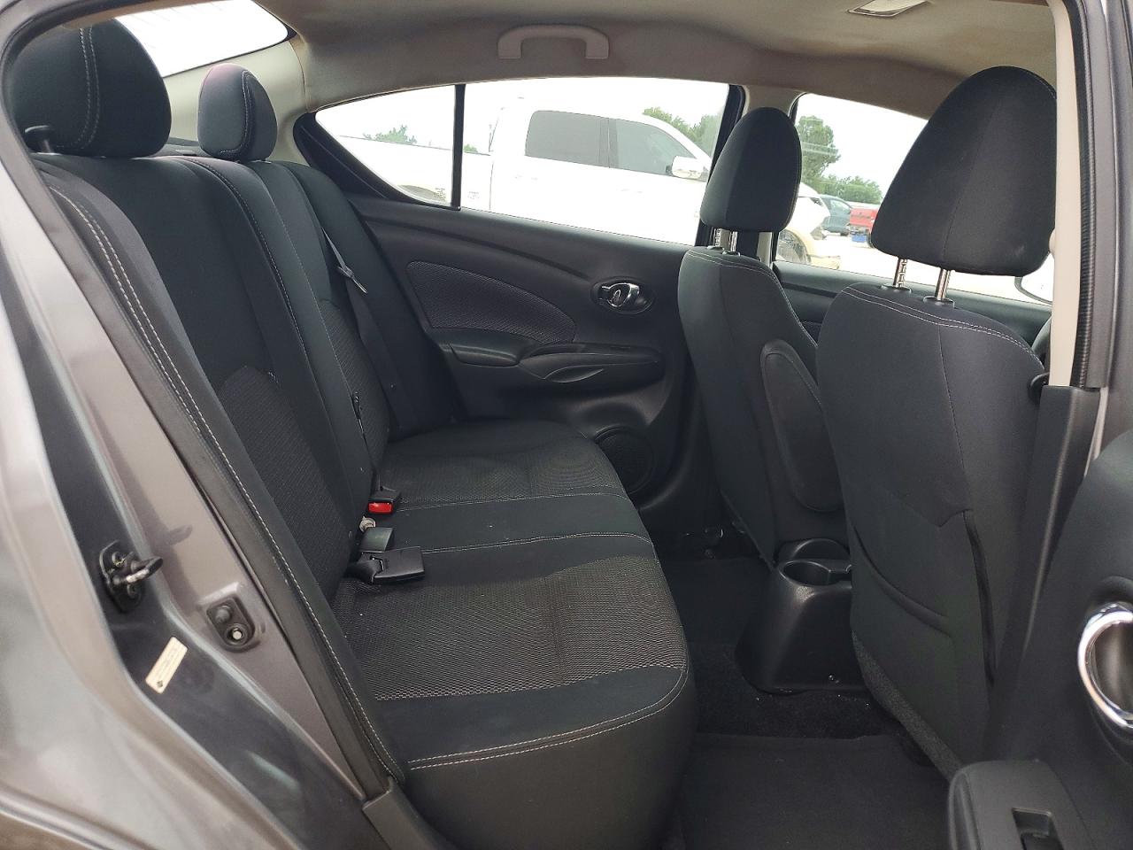 Nissan Versa 1.6 Sv
