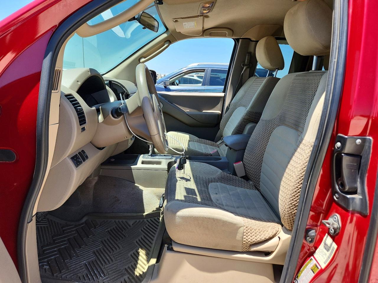Nissan Frontier S