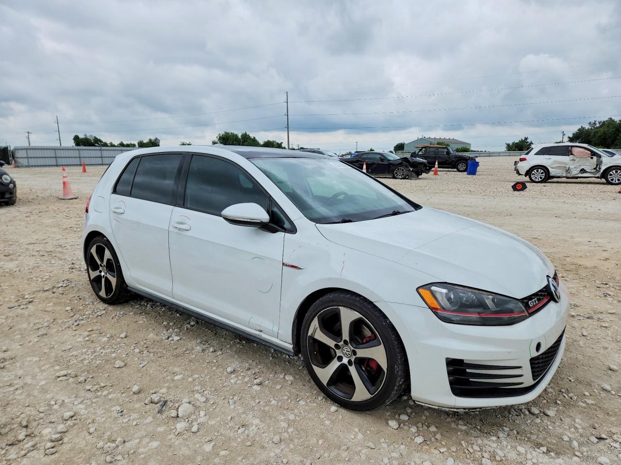Volkswagen GTI S