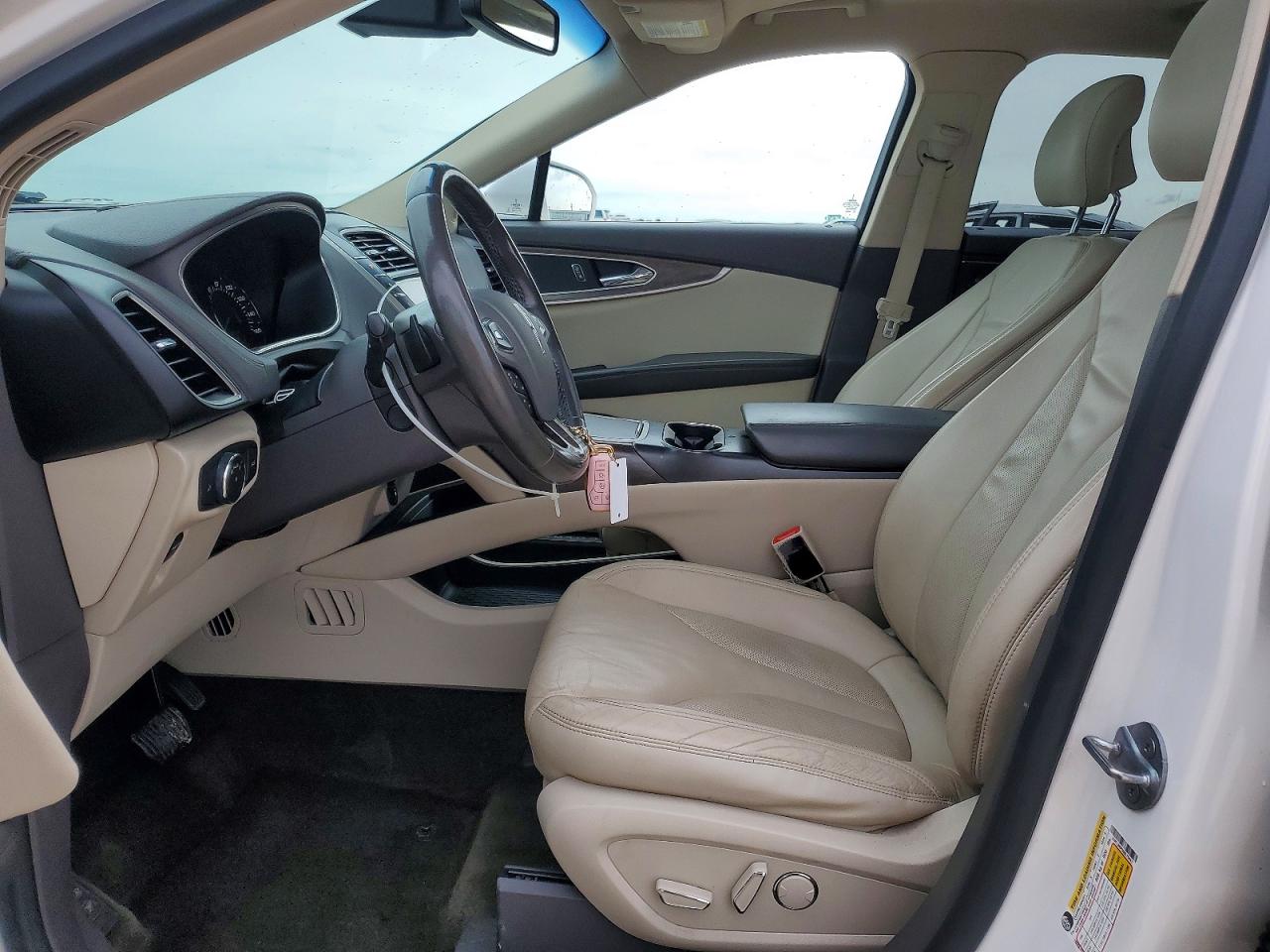 Lincoln MKX Select