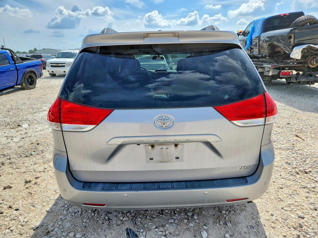 Toyota Sienna Xle 8-passenger