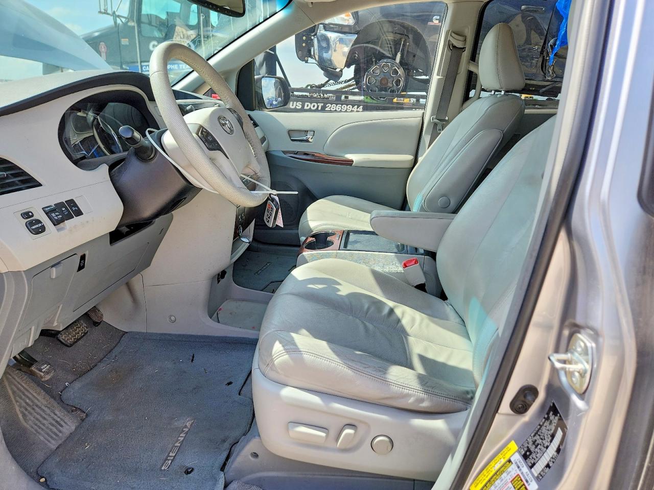 Toyota Sienna Xle 8-passenger