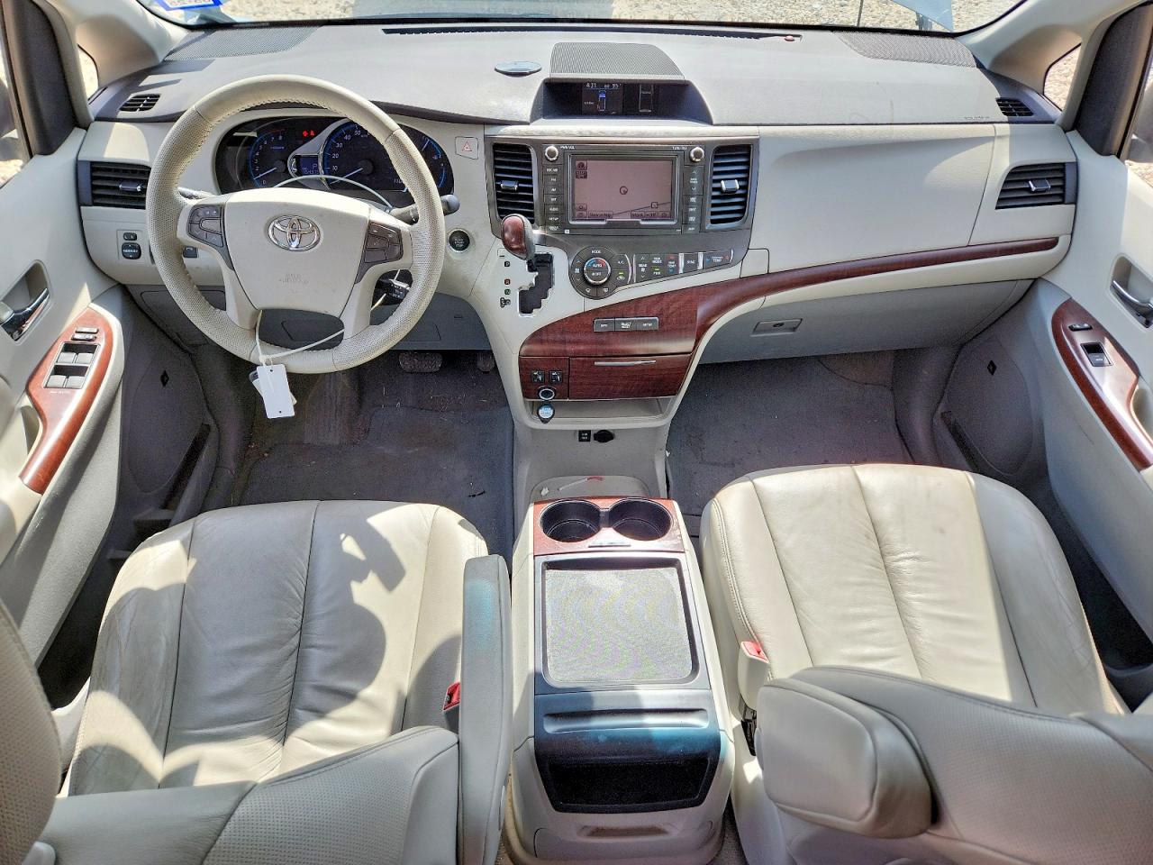 Toyota Sienna Xle 8-passenger