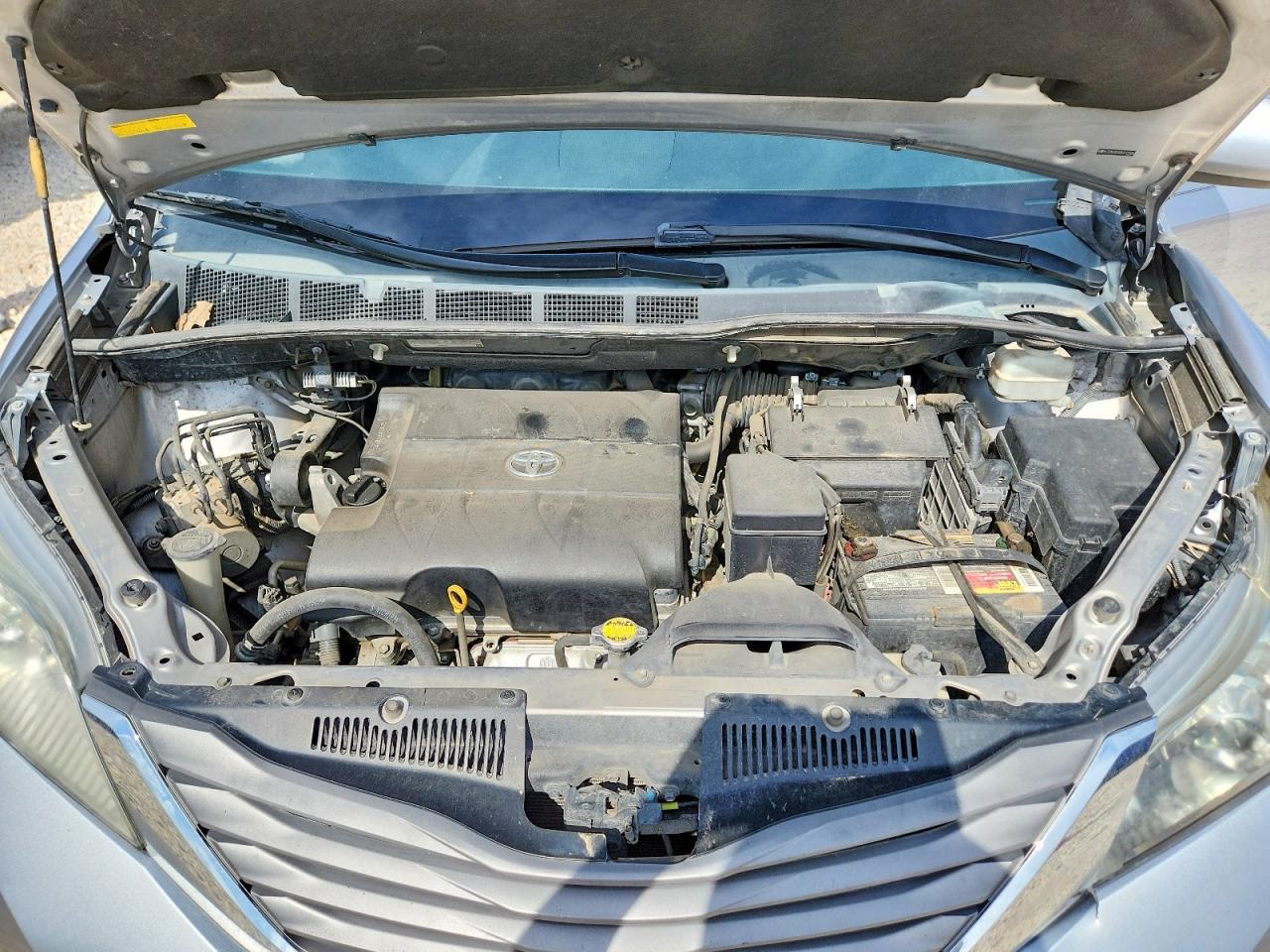 Toyota Sienna Xle 8-passenger