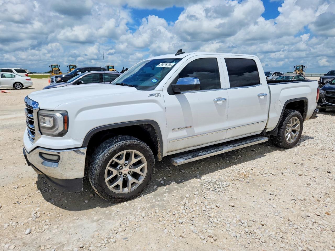 Salvage GMC Sierra Image